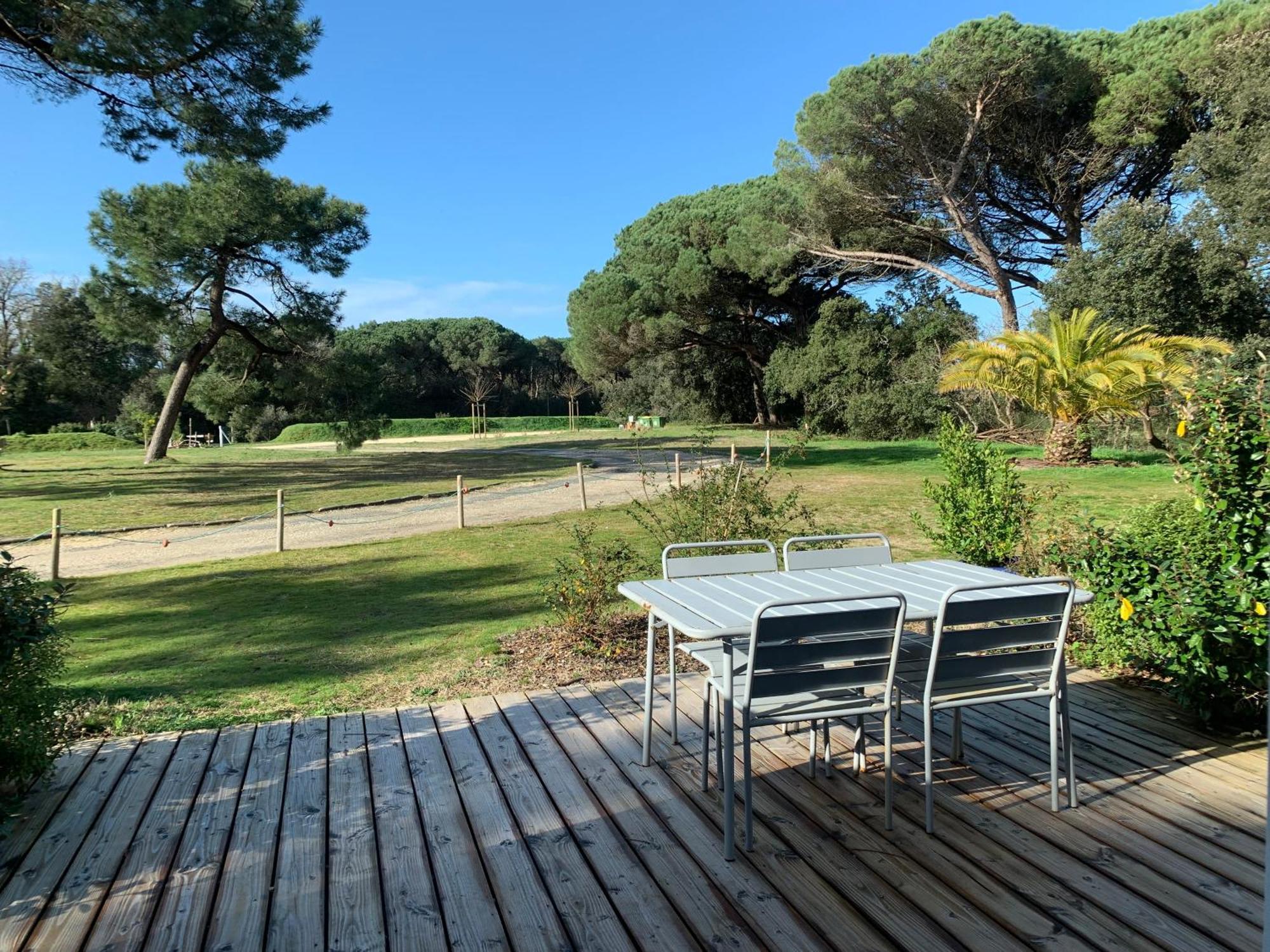 Les Salines Boyardville - Appart'Hotel Saint-Pierre-d'Oleron Kültér fotó